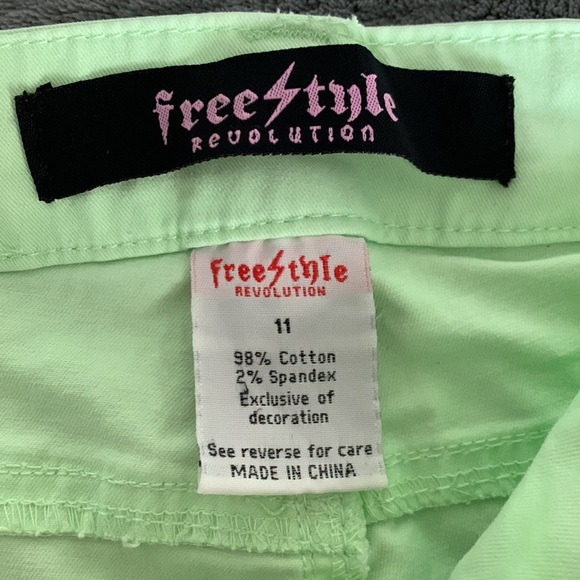 Lime green Freestyle revolution capris juniors size 11 - Picture 4 of 4